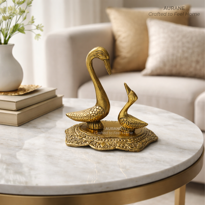 Metal Swan Pair Table Decor for Home Decoration