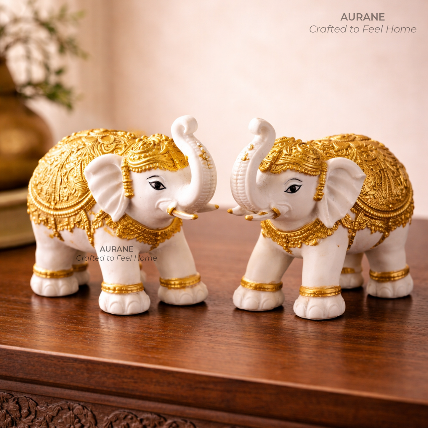 White Elephant Pair Table Decor